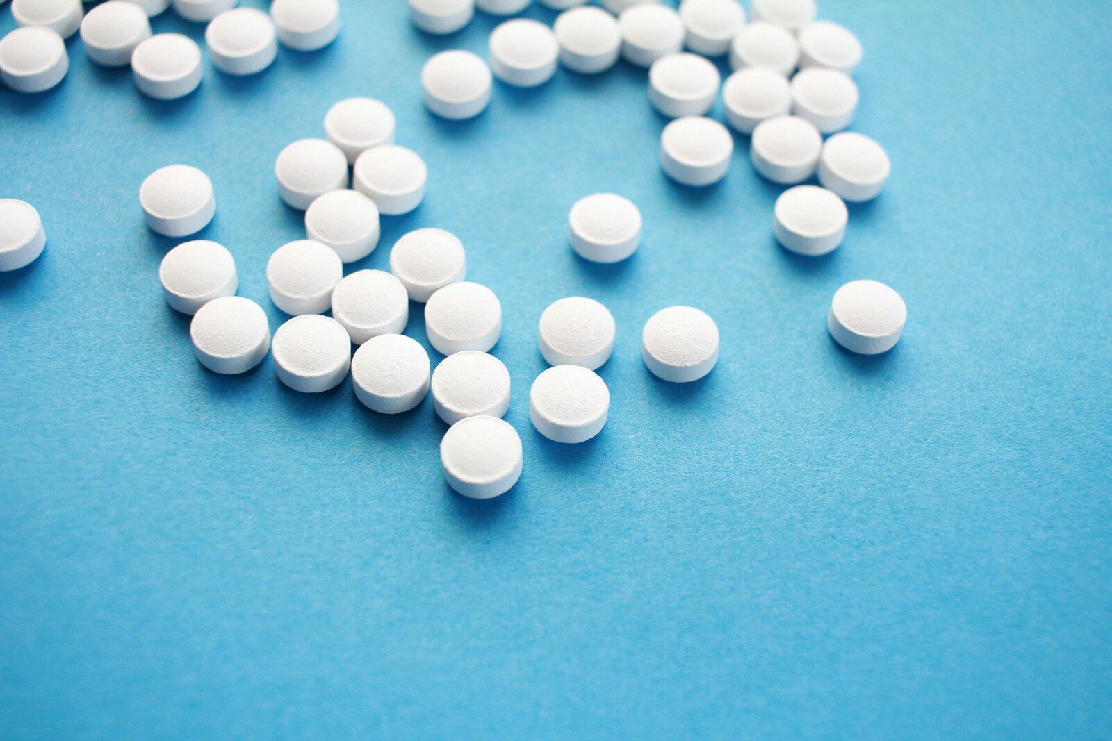 Nattokinase vs Aspirin: What Really Sets Them Apart?