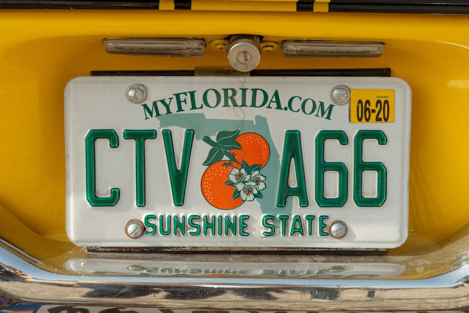 How to Transfer a Car Title in Florida Without Making a Mess of It